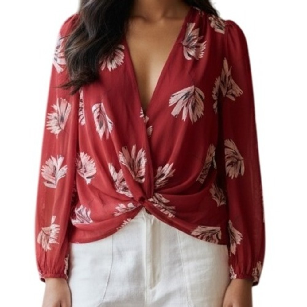 EXPRESS Gorgeous Red With Floral Patters Knotted Center L/S Blouse NWOT Size M